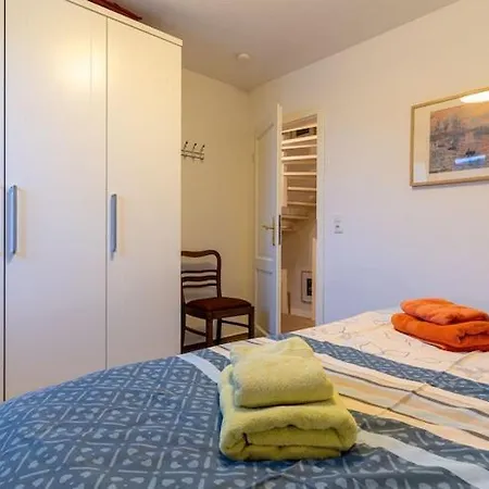 Holiday home Doppelhaushaelfte In St Peter-ording