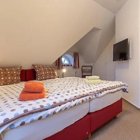Holiday home Doppelhaushaelfte In St Peter-ording