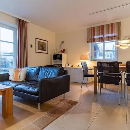 Doppelhaushaelfte In St Peter-ording Holiday home *